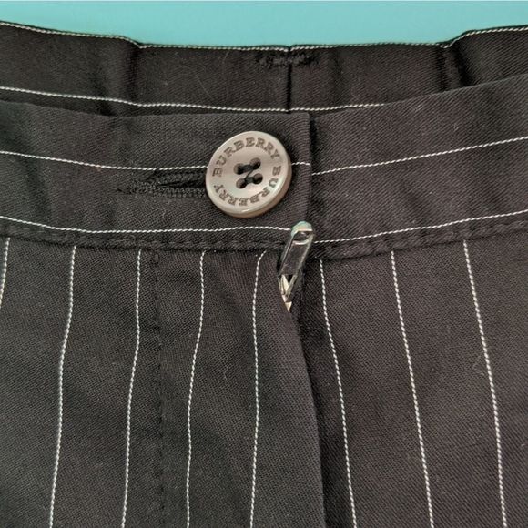 𝅺burberry Golf pants size 8 in EUC - Picture 2 of 6